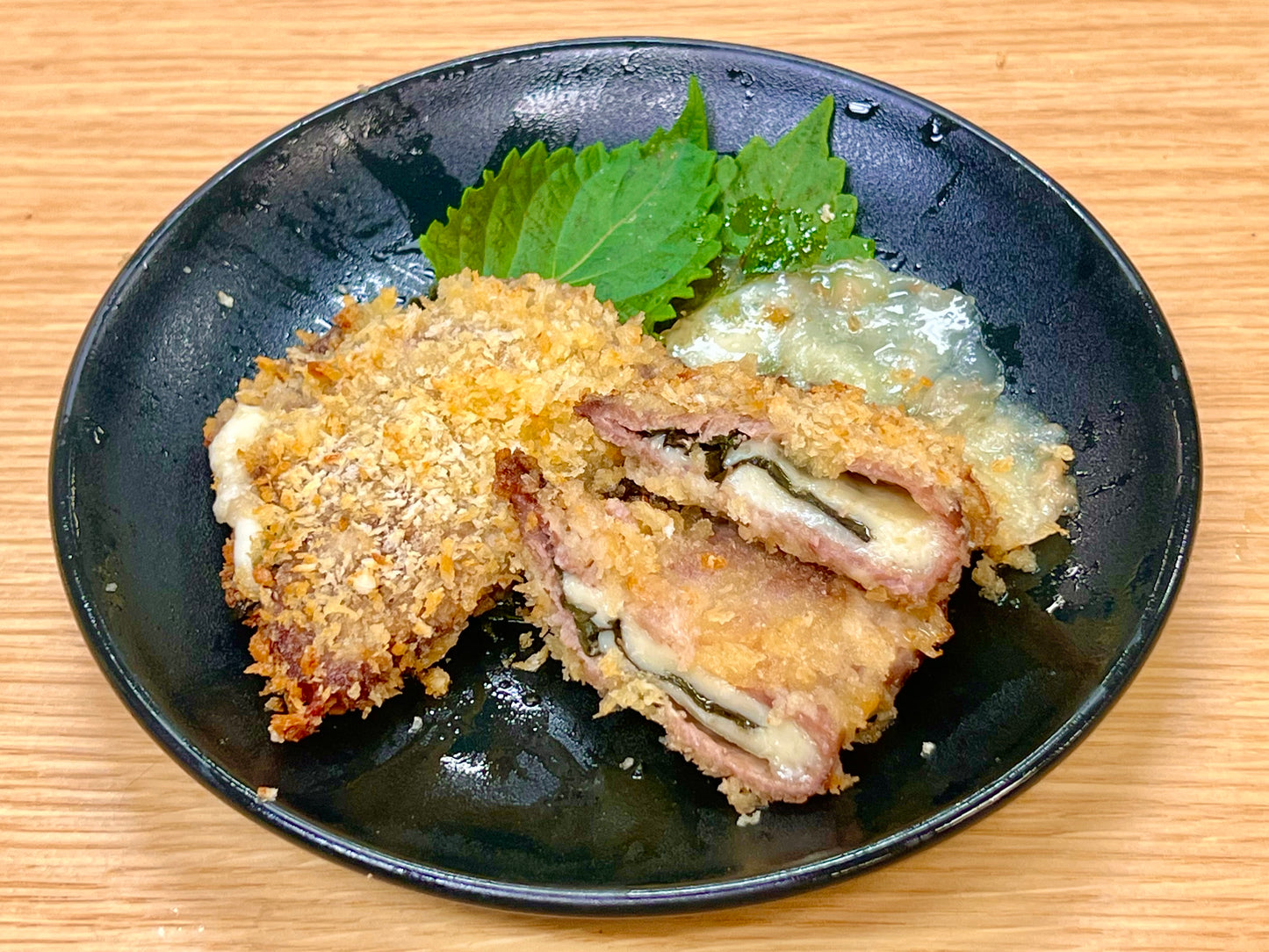 新メニュー! 冷凍 紫蘇チーズカツ