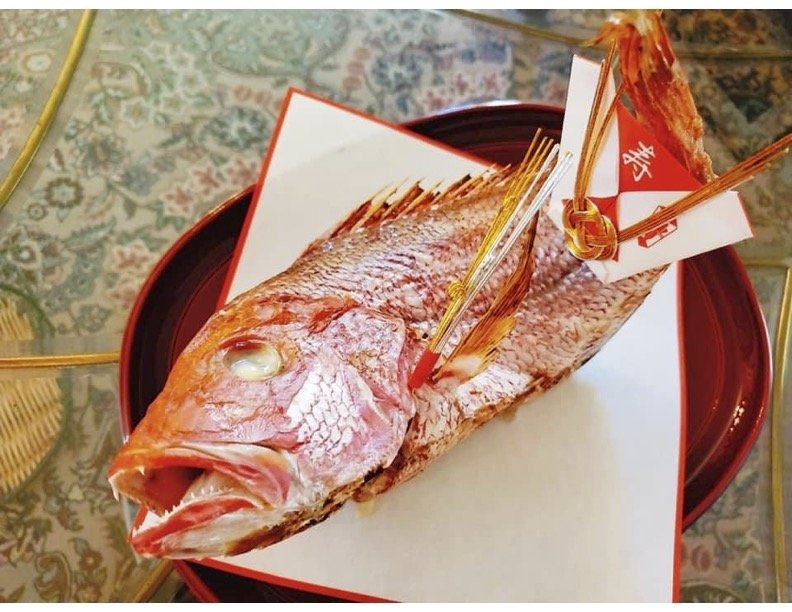 (L)Grilled Whole Fish Red Snapper
