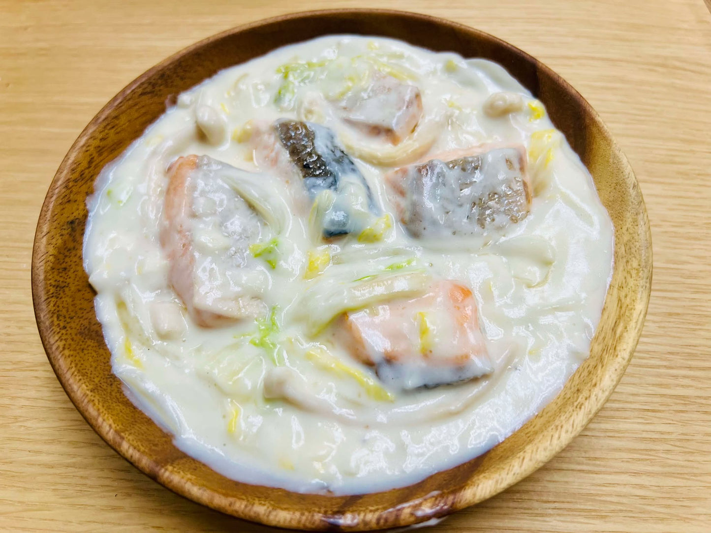 新メニュー冷凍鮭のクリームシチュー